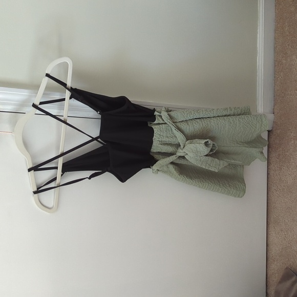 Romper - Picture 3 of 3